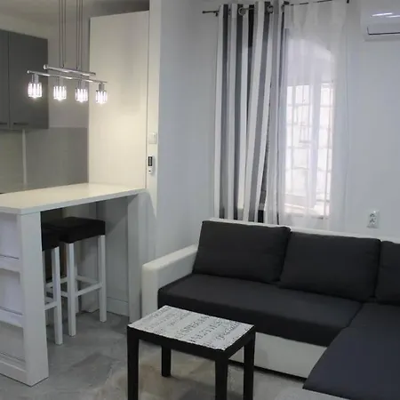 Apartman Sea Hideaway Walk To & Bus To Split