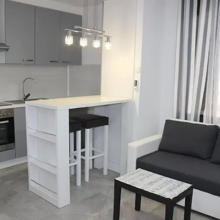 Apartman Sea Hideaway Walk To & Bus To Split